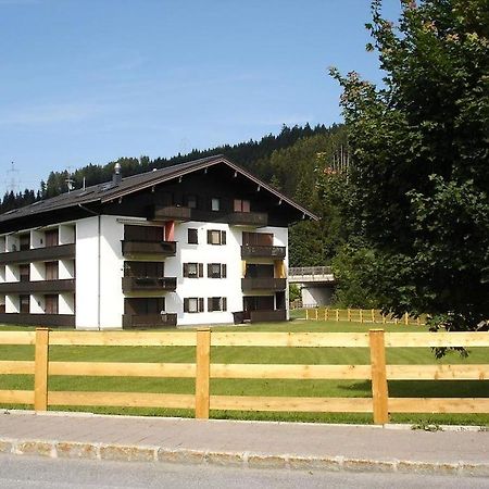 Living Appartement Flachau Exterior foto